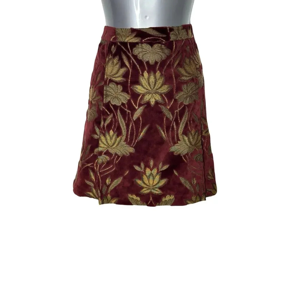 Dolce & Gabbana Vintage Velvet Ittierre Textured Burgundy & Gold Skirt Size US 6